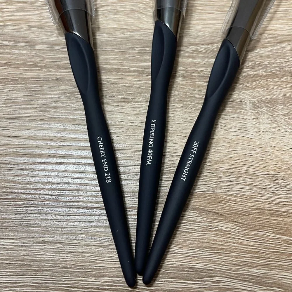 FARAH Brushes Midnight Trio Cheeky End 218 Stippling 40FM 20FF Straight Brushes